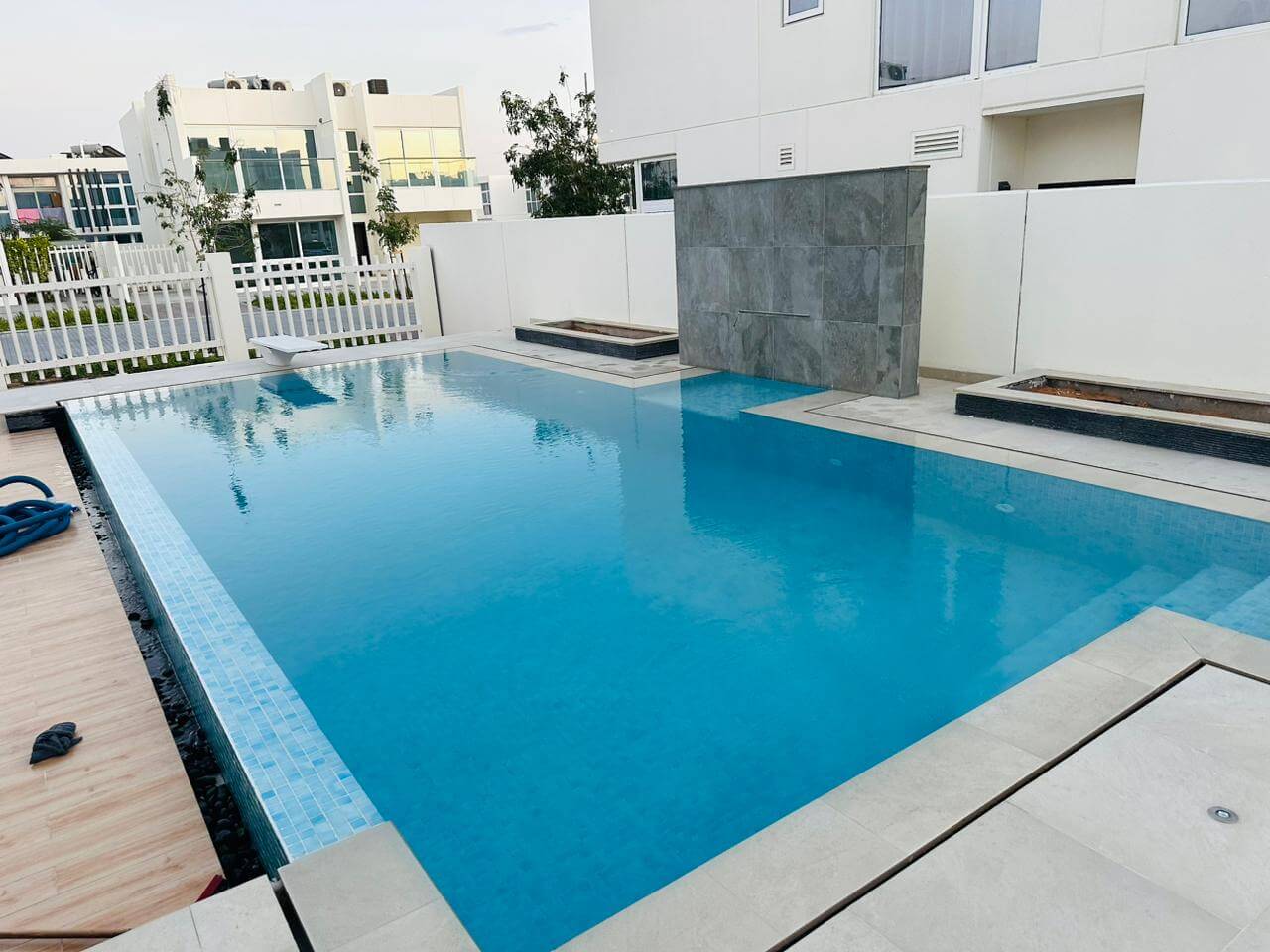 swimming pool design and maintenance 