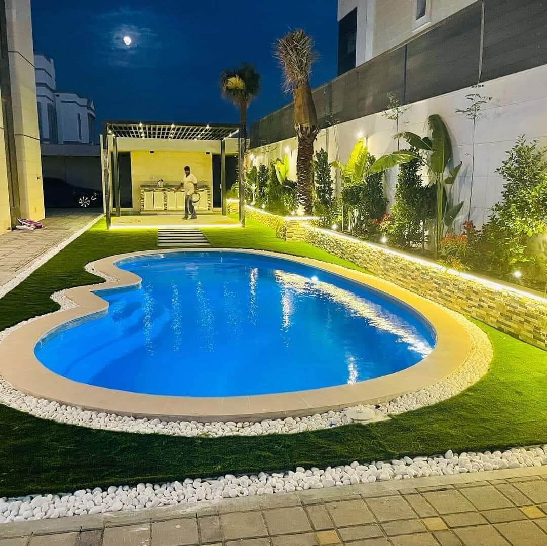 swimming pool installation dubai